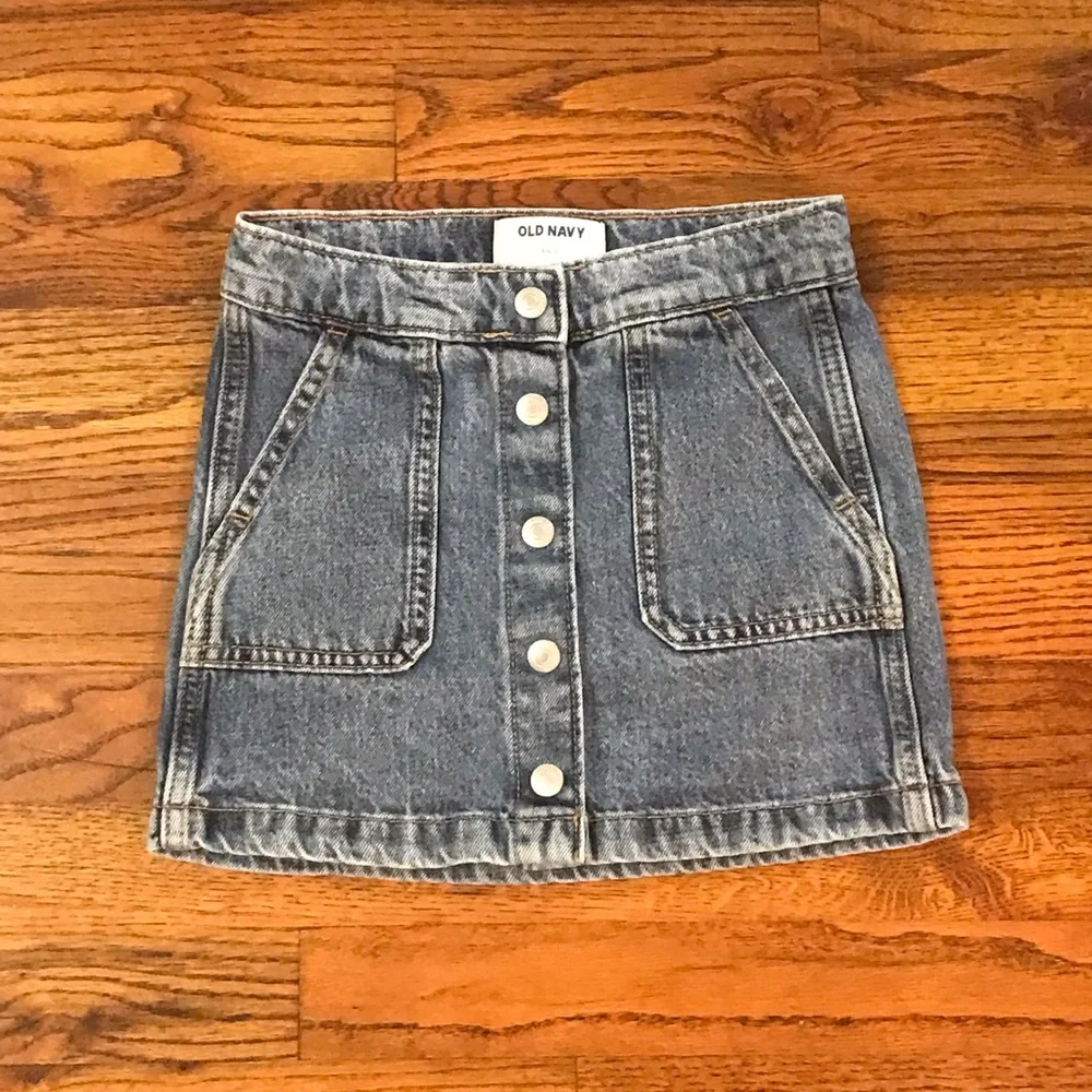 Old Navy Blue Jean Denim Skirt School Uniform Bottoms Girls 6 / 7 Small Pockets
